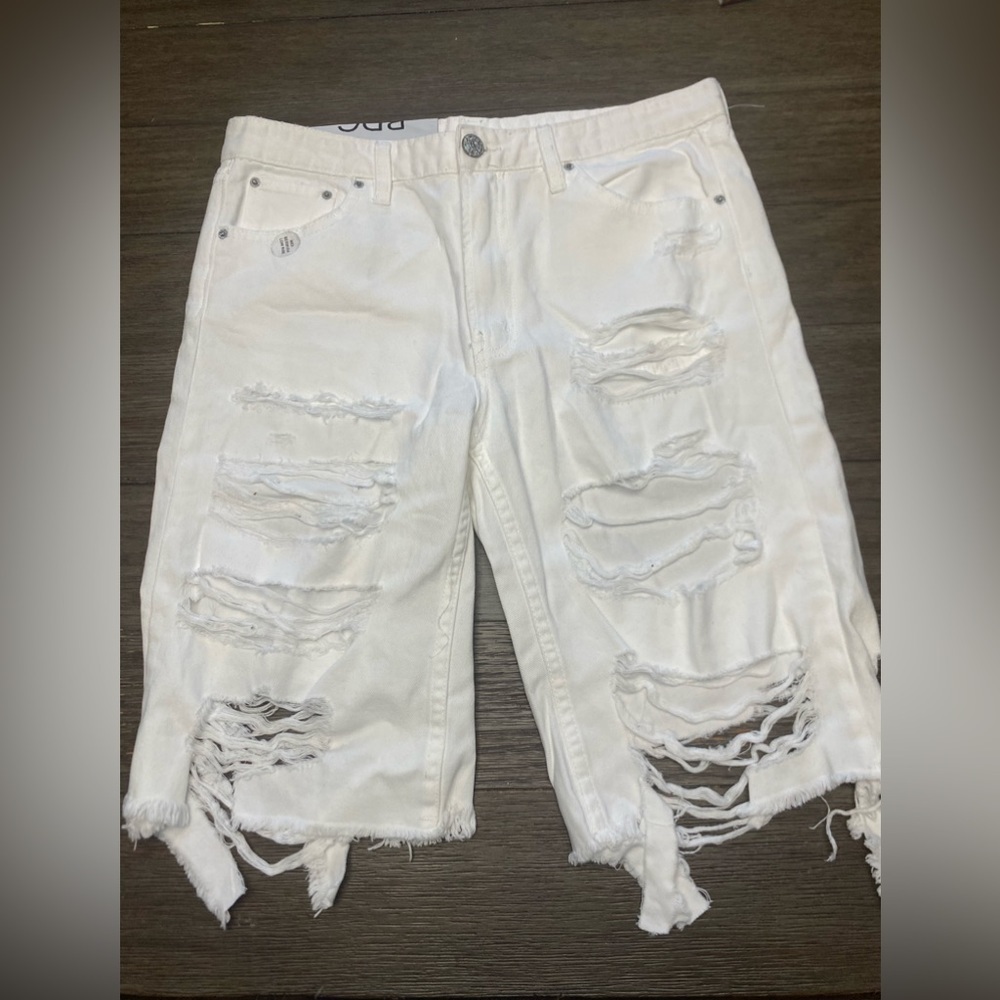 BDG DESTROYED MIDI BERMUDA LOW RISE SHORTS sz 27w 
NWT